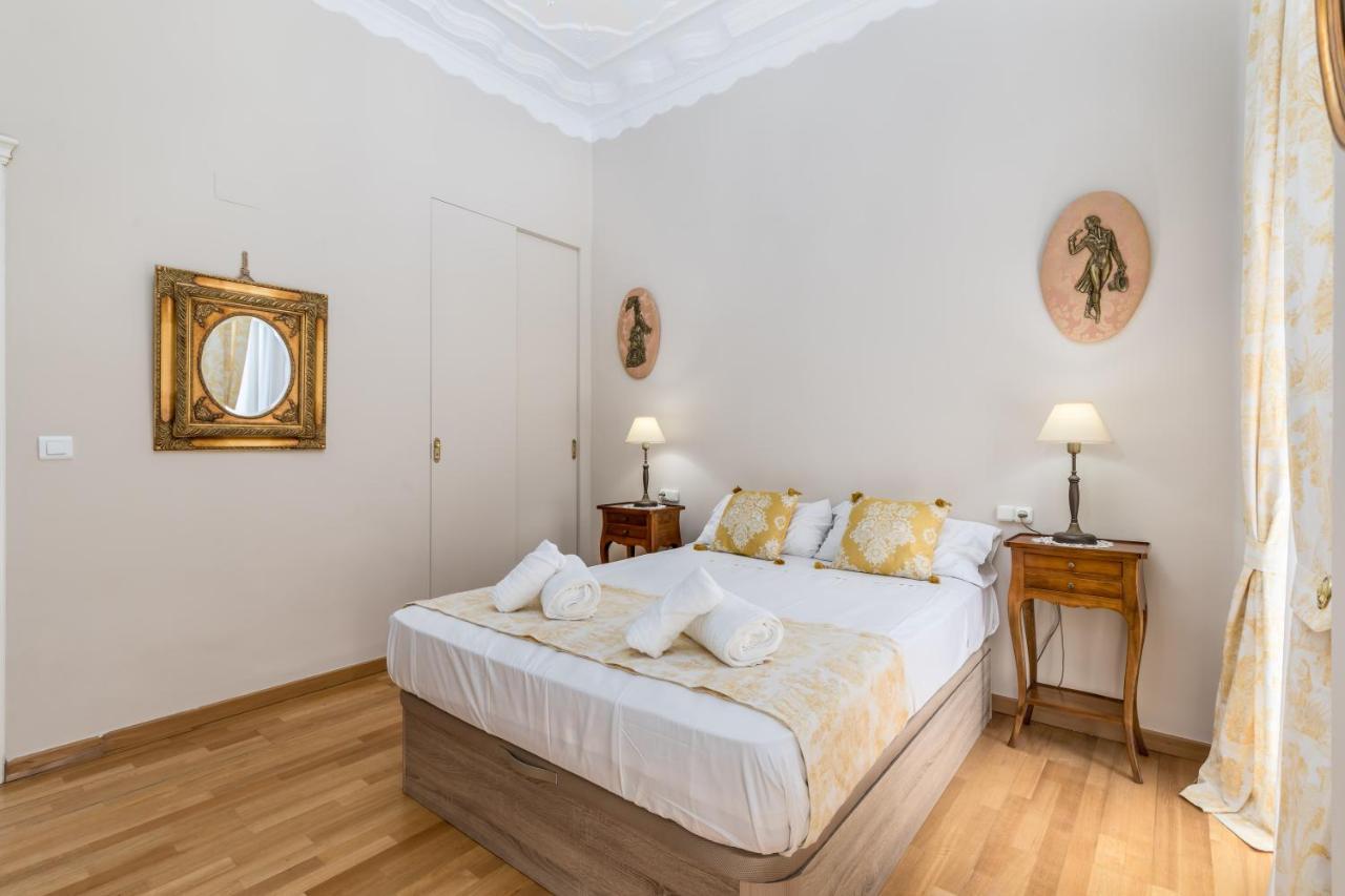 My Loft 4 You Gran Via บาเลนเซีย ภายนอก รูปภาพ