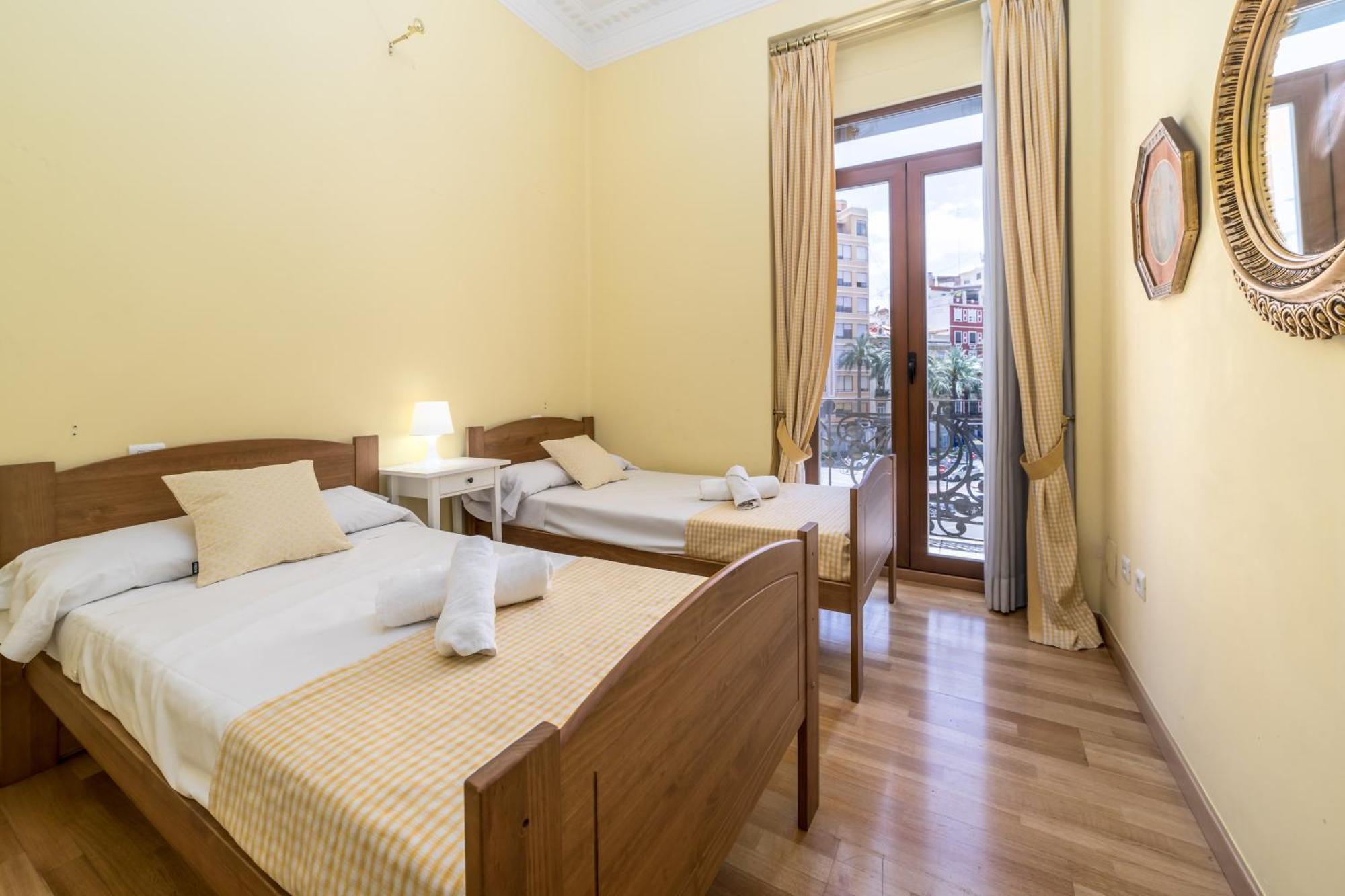 My Loft 4 You Gran Via บาเลนเซีย ภายนอก รูปภาพ